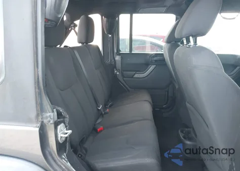 2016 Jeep Wrangler Unlimited Sport z USA, uszkodzony, nr VIN 1C4BJWDG4GL243318